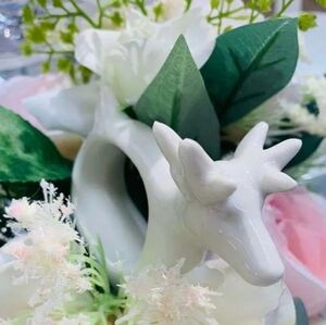 KiaoTime Porcelain Deer Napkin Rings in White Set of 5